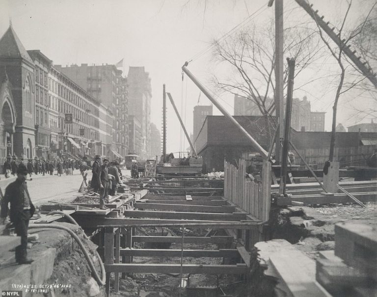 Asi fue la construcción del metro mas famoso del mundo (En imagenes)