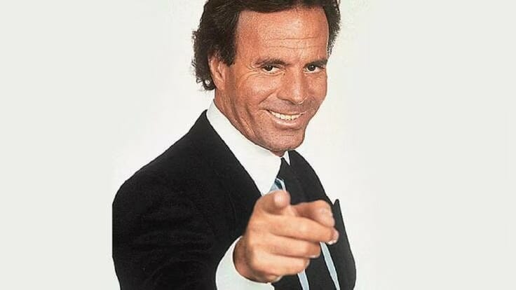memes de julio iglesias