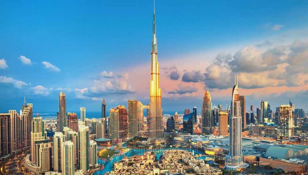trabajar como niñera en dubai