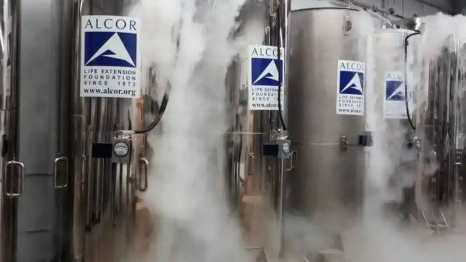 congelar cuerpos para revivir a las personas alcor