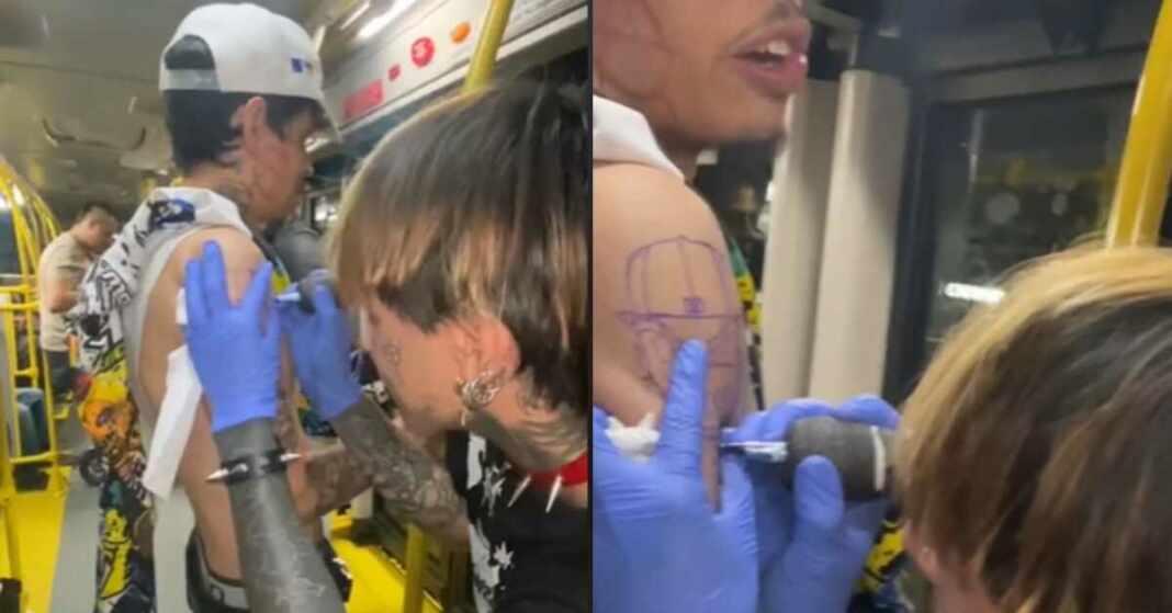 joven tatuador estudio de tatuaje transmilenio