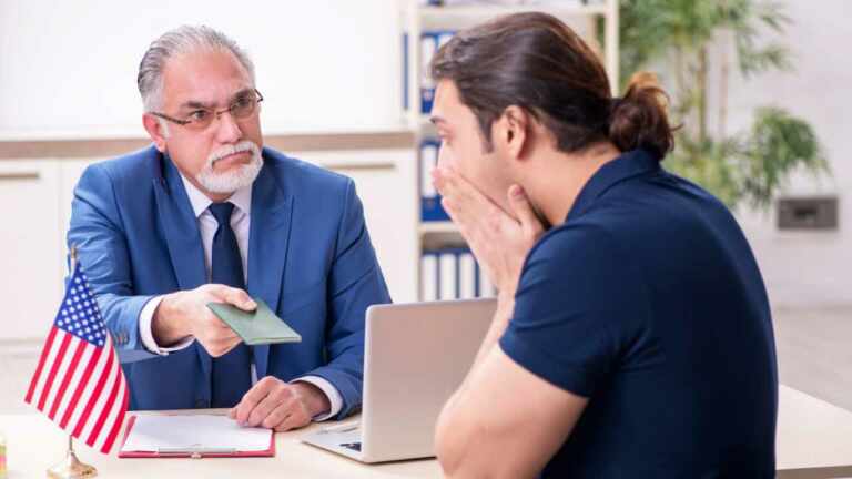 Las redes sociales podrían ser esenciales al momento de solicitar la visa americana y esta es la razón 