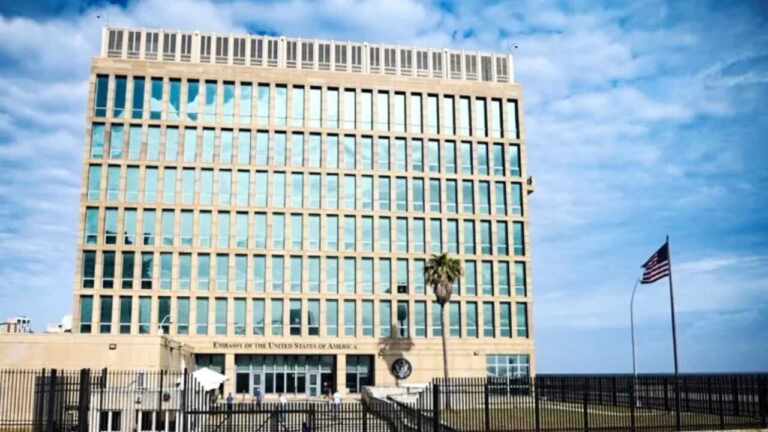 Embajada Americana ofrece ayuda a los cubanos que quieran salir de Cuba, estas son las condiciones