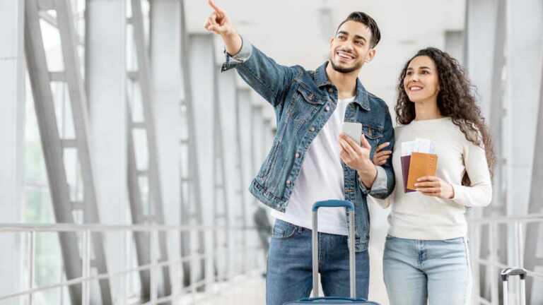 Más del 70% de los jóvenes latinoamericanos planean emigrar en busca de un mejor futuro