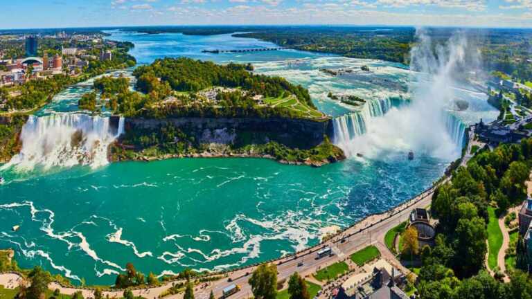 Así es como los colombianos pueden viajar gratis a Canadá en este momento