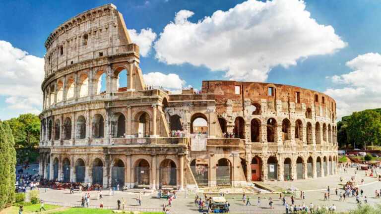 ¿Te gustaría vivir en Italia? Estas empresas Romanas están contratando personal que hable español