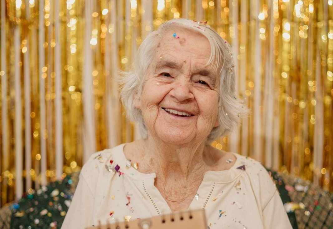 abuelita colombiana conquista TikTok