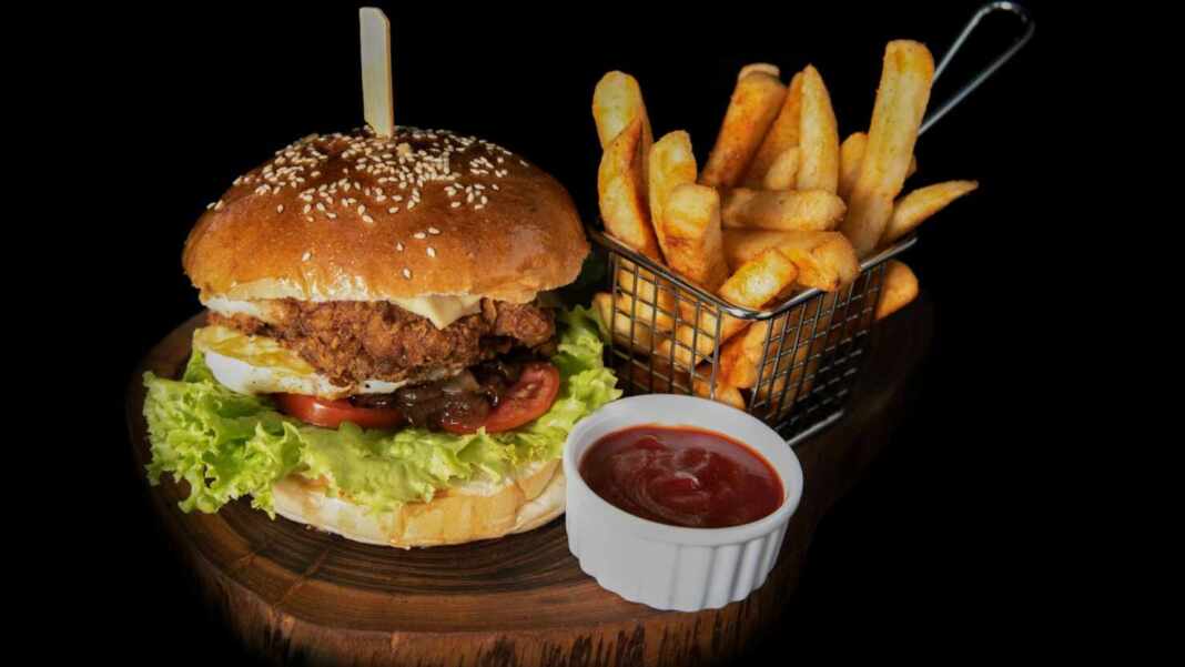 Hamburguesa con papas, las mejores hamburguesas de Las Vegas