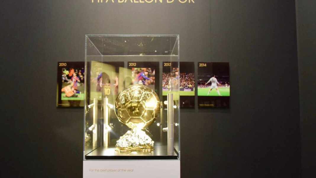 Trofeos del Balón de Oro en el Museo FIFA de Zúrich, premio que se entrega en la gala del Balón de Oro 2026