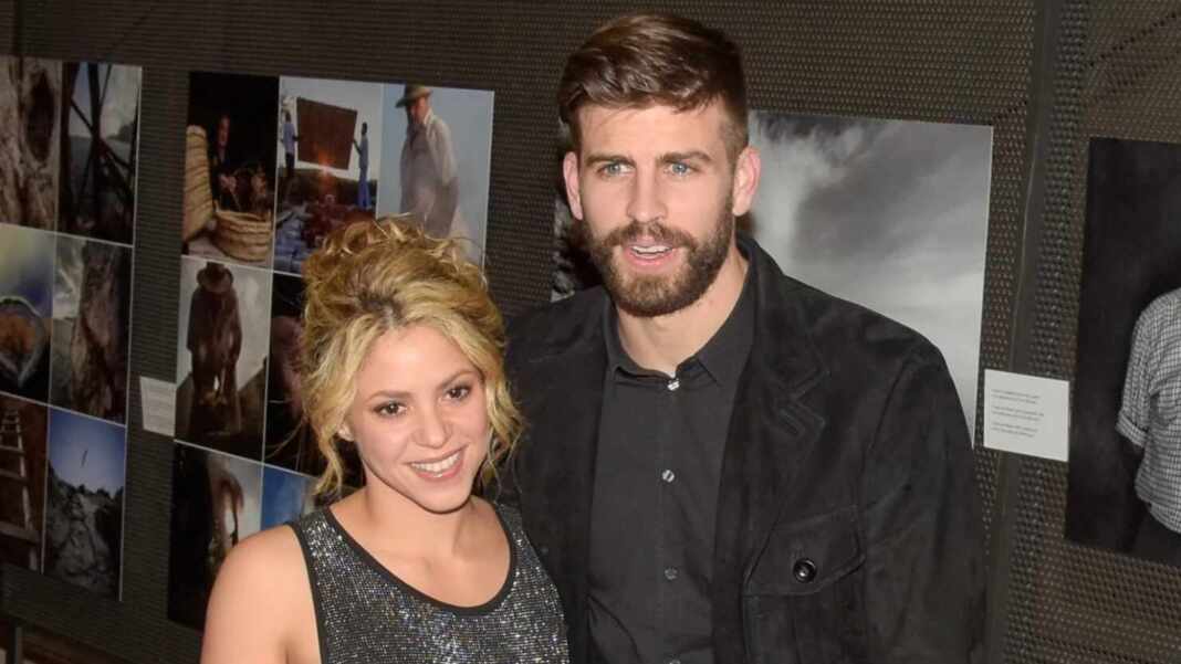 Shakira y Piqué durante un evento público cuando eran pareja
