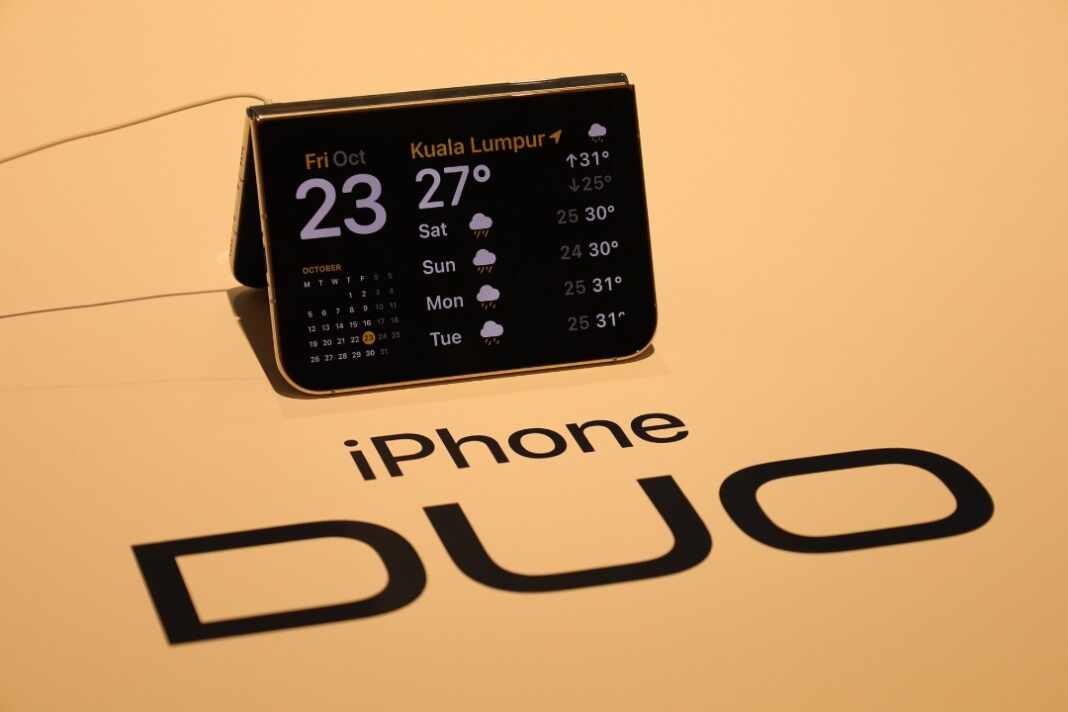 iPhone Duo en exhibición el día de su lanzamiento, rival del Galaxy Z Fold 8