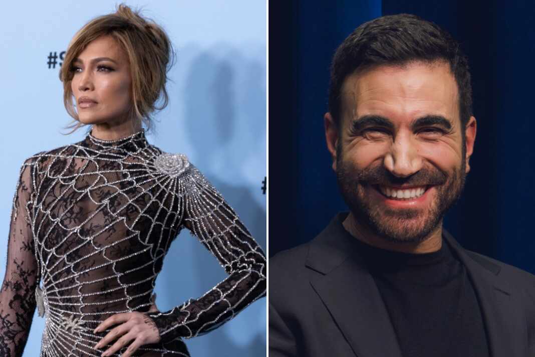 Jennifer Lopez y Brett Goldstein