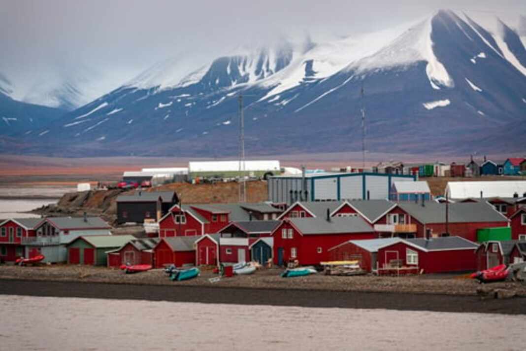 Longyearbyen, el pueblo de Noruega donde está prohibido morir según la leyenda